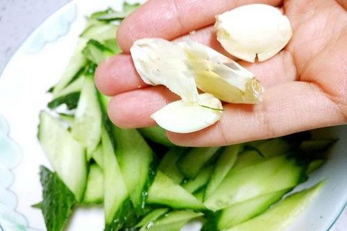 西湖瓜能和蘑菇一起吃吗,西湖瓜能和蘑菇同食？营养搭配揭秘