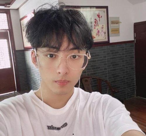 陈泽吃瓜事件,揭秘网络舆论的狂欢与反思